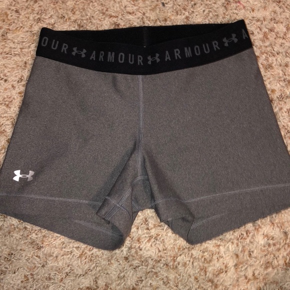 Under Armour Women’s Spandex - Picture 1 of 3